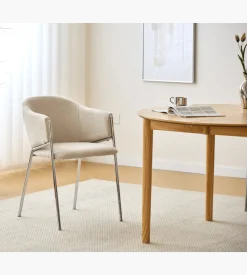 Carolina spisebordsstol i beige tekstil med chrome ben