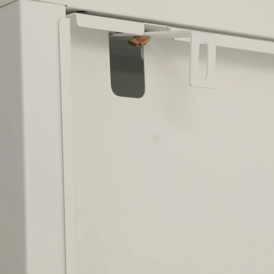 Herman Vitrineskab - Hvidt metal/glas - 110x40x140 cm