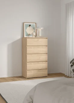 Maise kommode H:114 x B:65 x D:41 cm med 5 skuffer i egelook