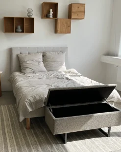 Malika bænk med opbevaring i beige boucle 95x35x40 cm