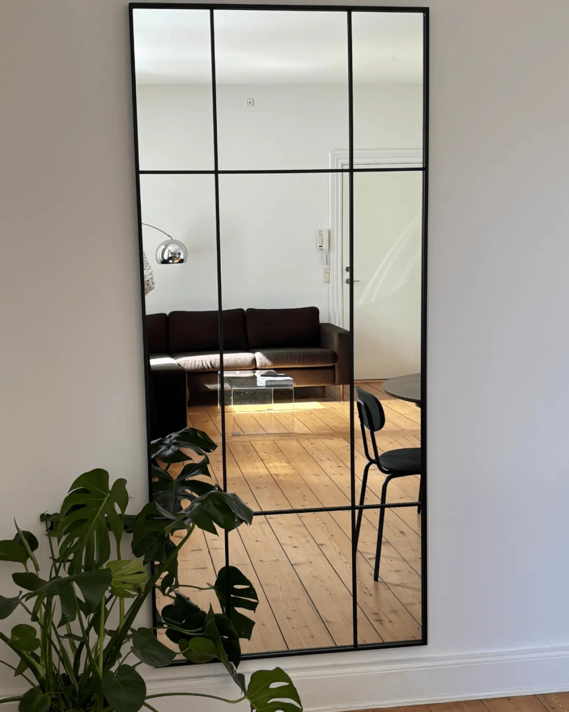 New Yorker spejl med sort ramme 180 x 80 cm