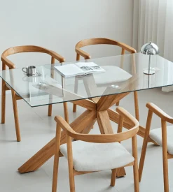 Sidney - Glas spisebord med ben i massiv egetræ 150x90 cm